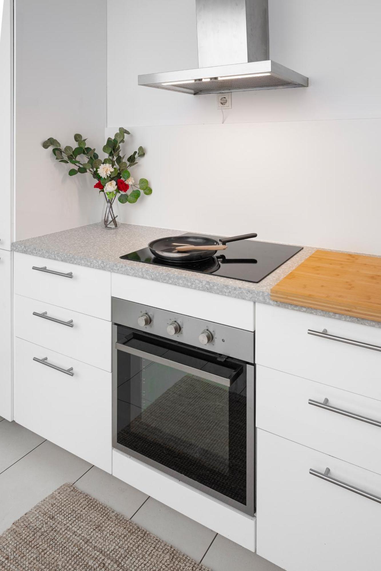 Gemuetliches, Ruhiges - 90m2 Mit Garten Und Terrasse Appartement Wenen